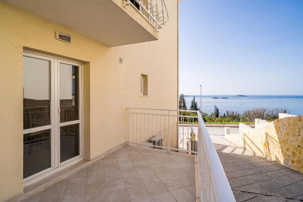 APARTMENT TWO BEDROOMS WITH TERRACE Room, Villa Samba, Dubrovnik