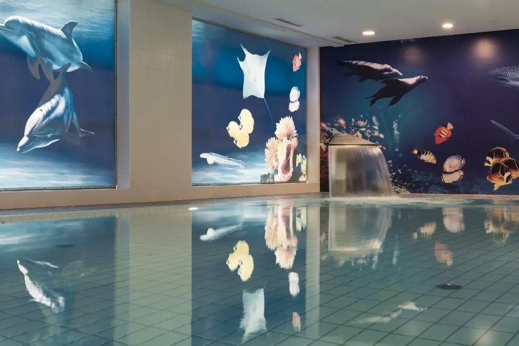Pool, Maritim proArte Hotel Berlin, Berlin