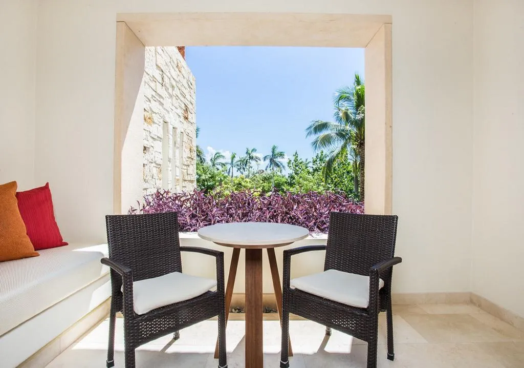JUNIOR SUITE GARDEN VIEW Room, Secrets Akumal Riviera Maya, Cancun Area