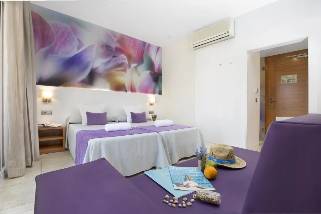 TRIPLE STANDARD Room, Sumus Monteplaya, Costa Brava