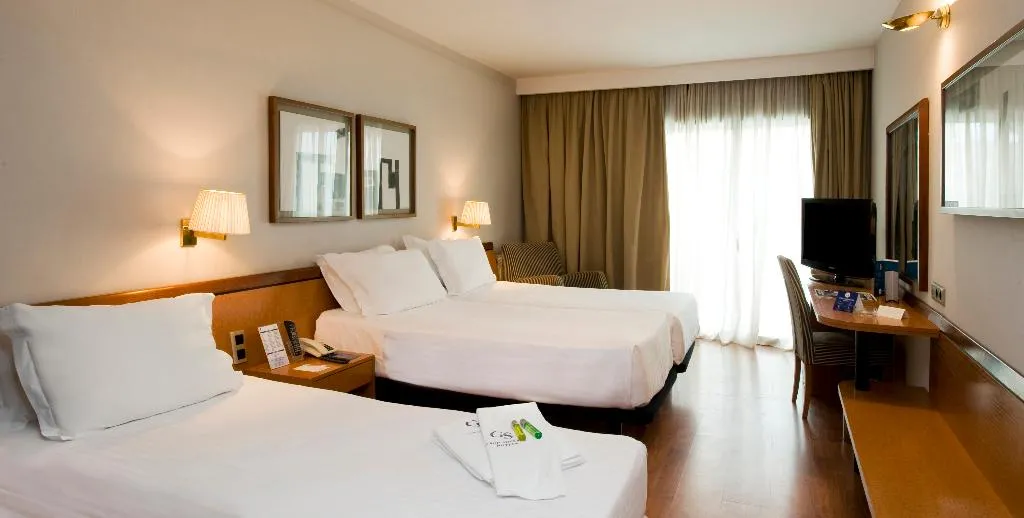 TRIPLE STANDARD Room, Ciudad de Castelldefels, Barcelona