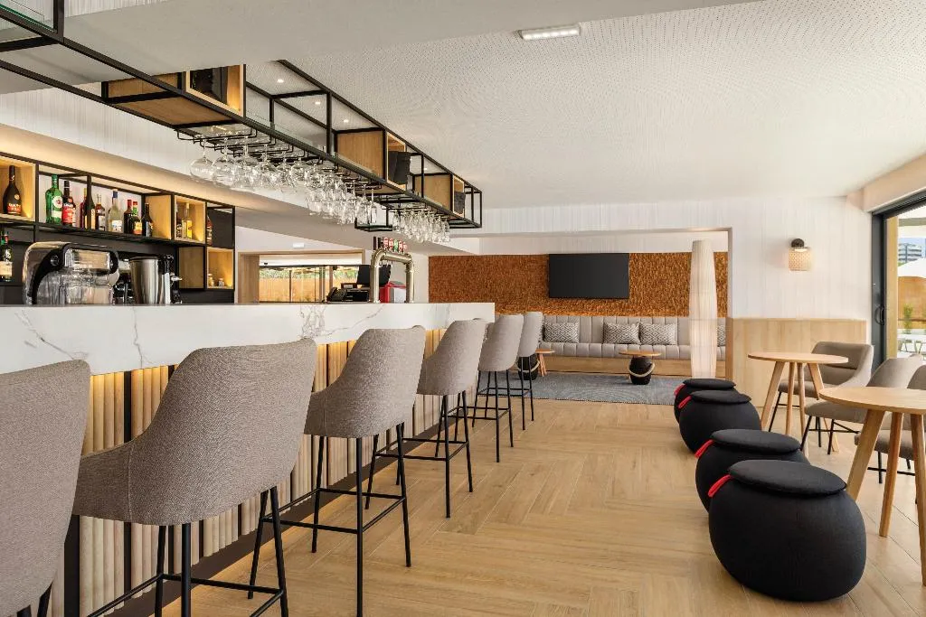 Bar, Wyndham Residences Alvor Beach, Algarve
