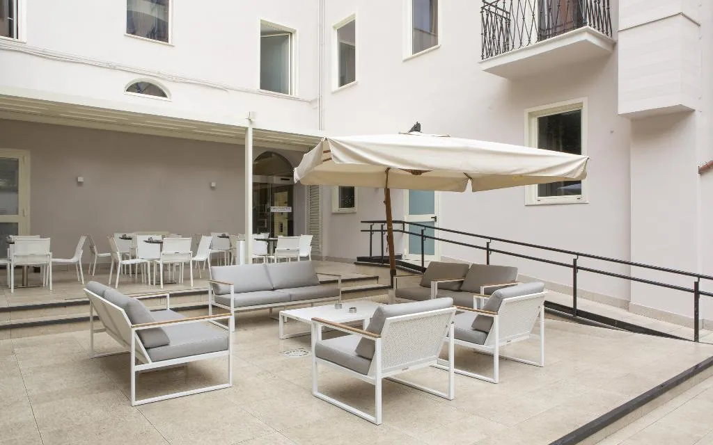 General view, The Guardian Hotel, Rome