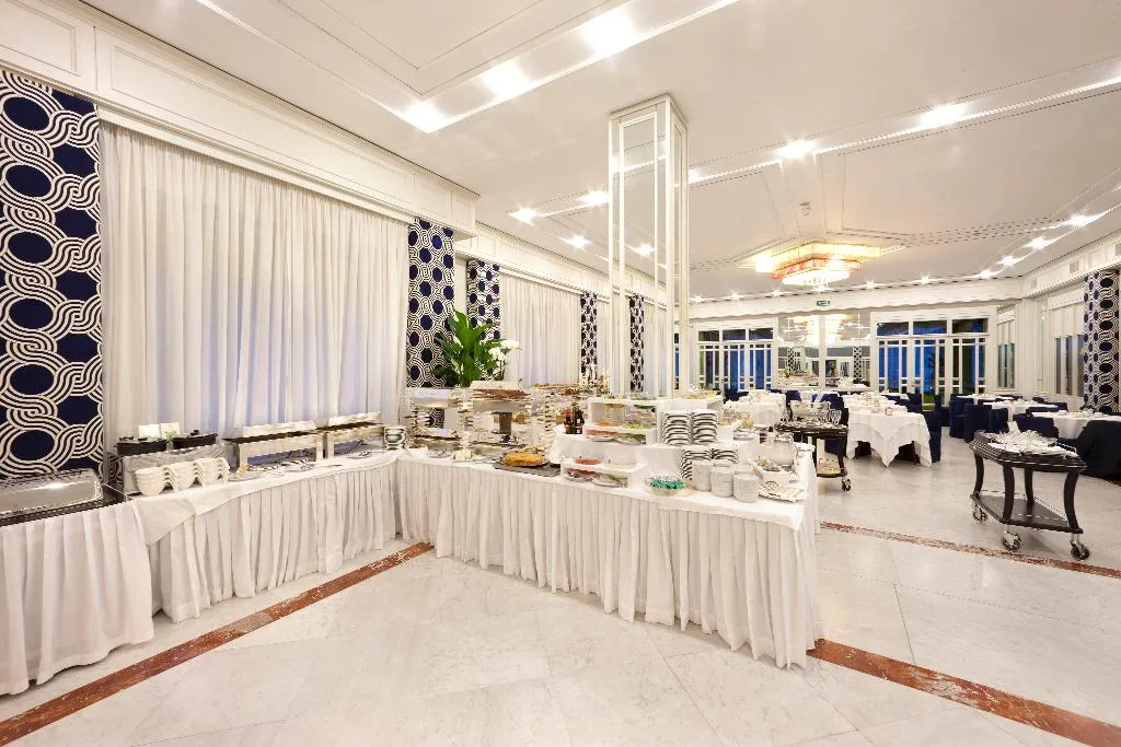 Restaurant, Continental, Naples