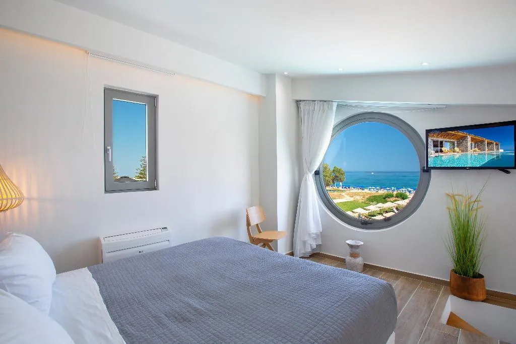 SUITE WITH PRIVATE POOL Room, Atermono boutique resort and spa, Crete