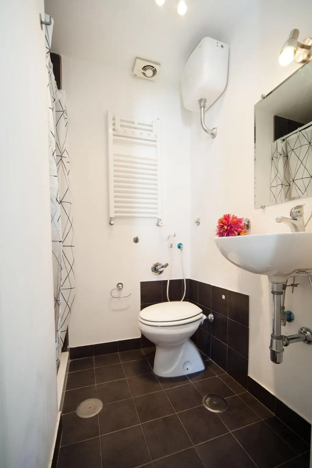 Room, Napolicentro Mare, Naples