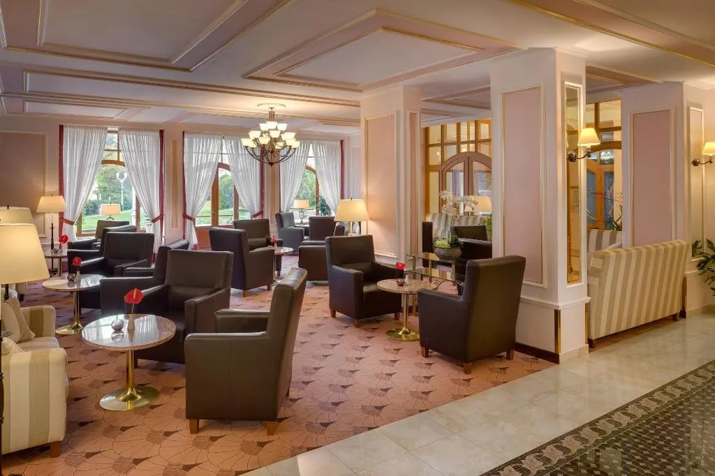 Bar, Danubius Health Spa Resort Hvezda, Prague