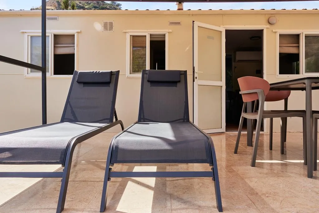 BUNGALOW TWO BEDS Room, Camping El Portus, Costa Blanca