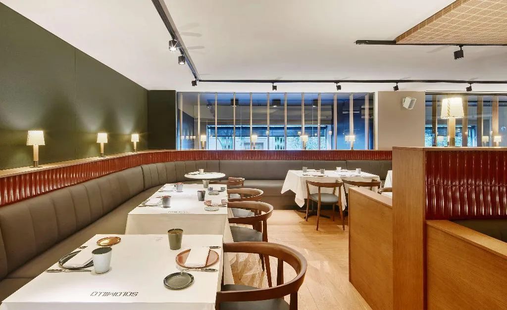 Restaurant, Alexandra Barcelona, Curio Collection by Hilton, Barcelona
