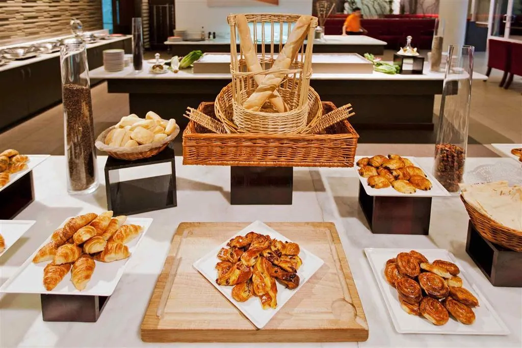 Restaurant, Ibis Al Barsha, Dubai