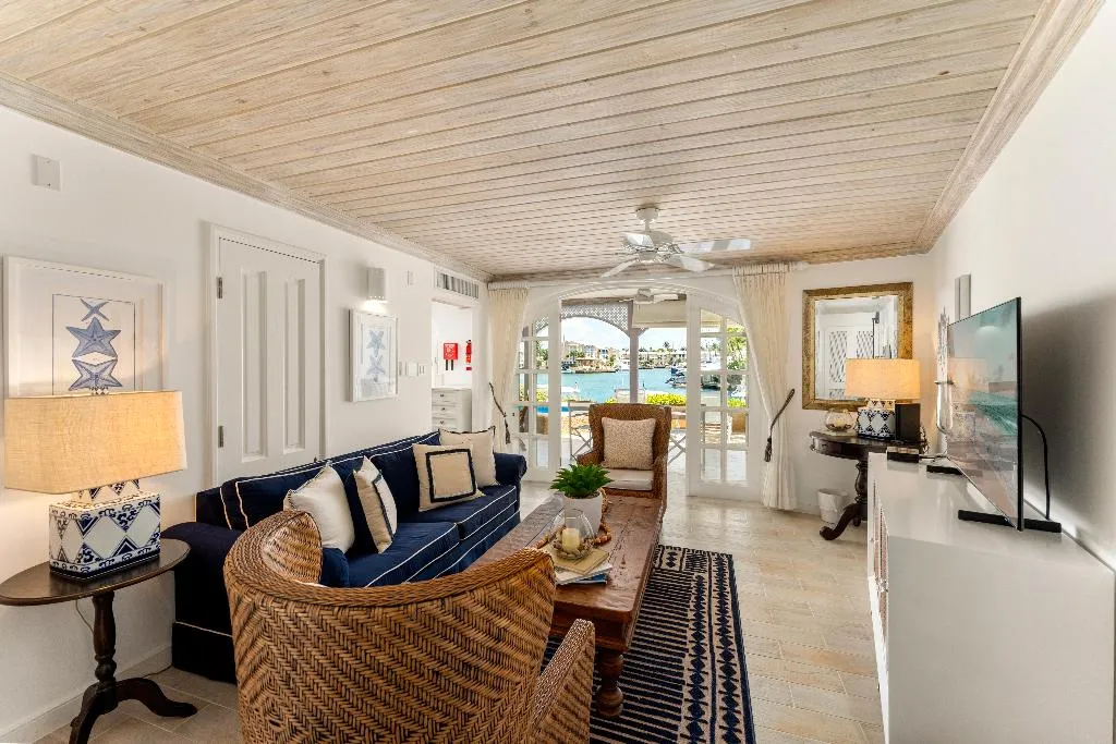 APARTMENT ONE BEDROOM Room, Port St Charles, Barbados
