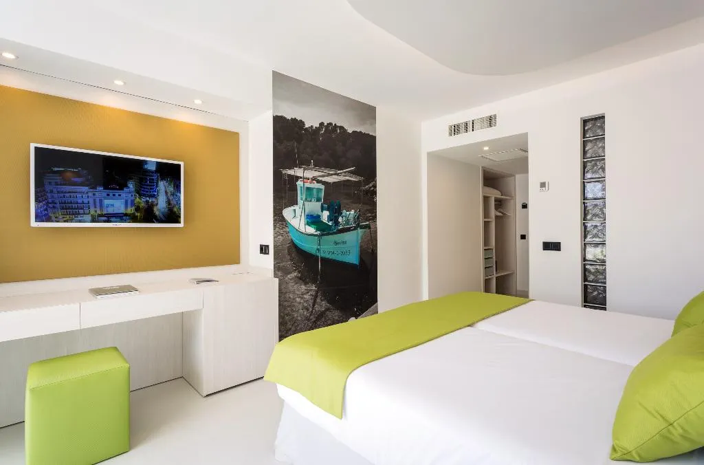 DOUBLE WITH TERRACE Room, The Ibiza Twiins, Ibiza