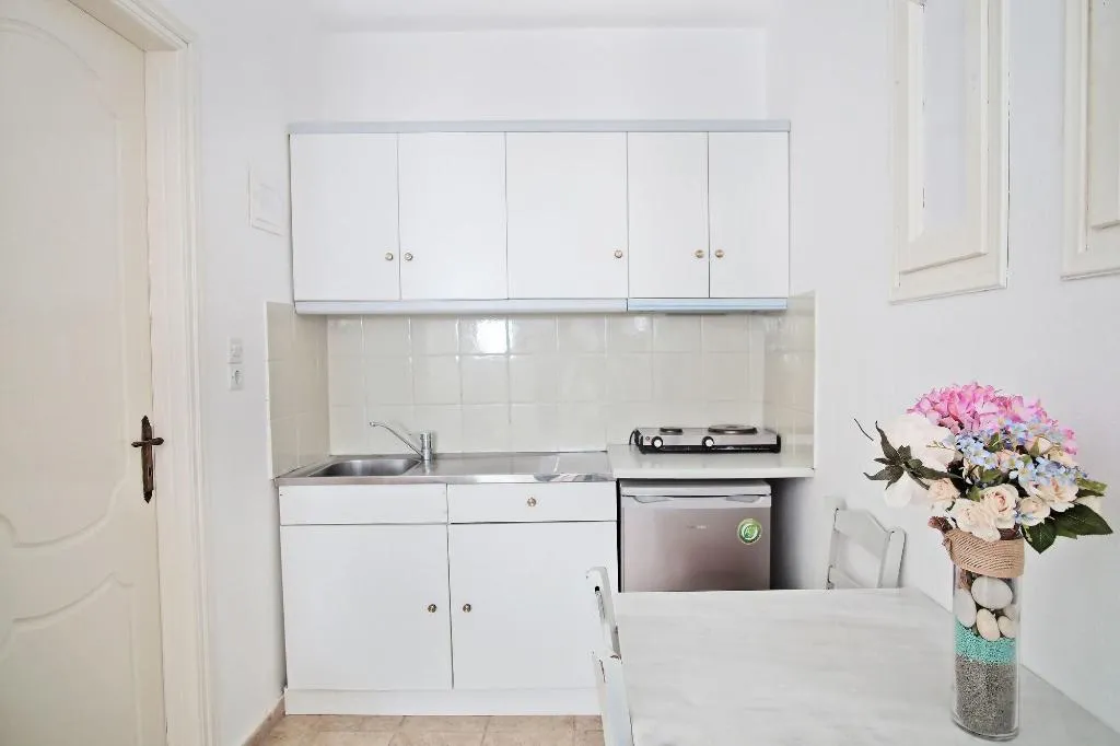 Room, Kritikakis Village Apartments, Santorini