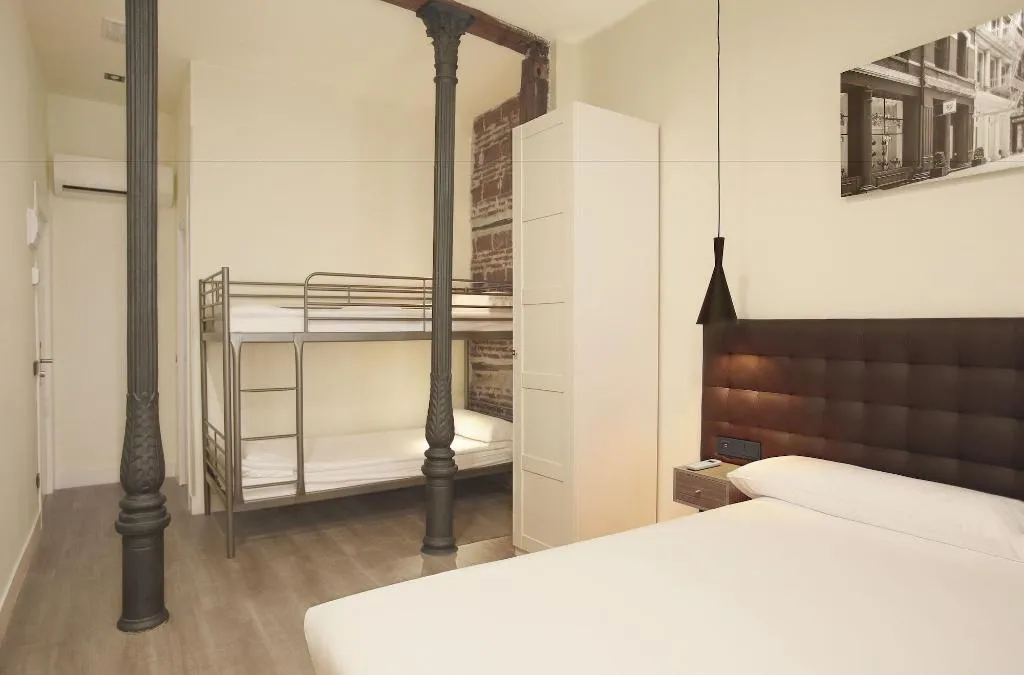 Room, Woohoo Rooms Chueca, Madrid