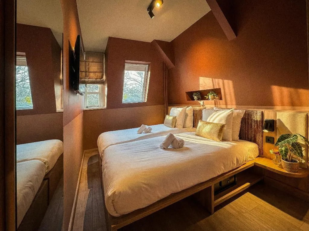 TWIN BASIC Room, De Pijp Boutique Hotel, Amsterdam