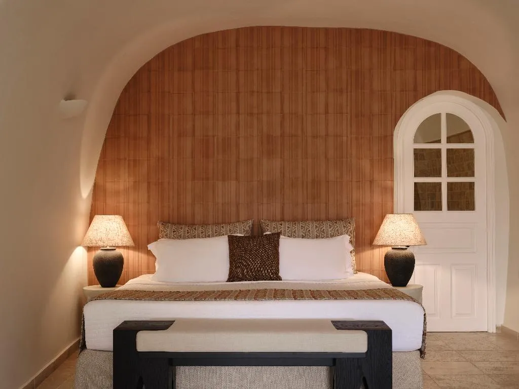 SUITE WITH JACUZZI Room, San Antonio, Santorini