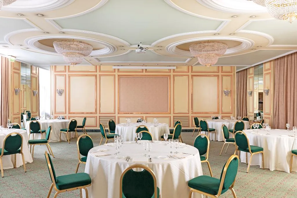 Conferences, Royal Garden Hotel, Milan