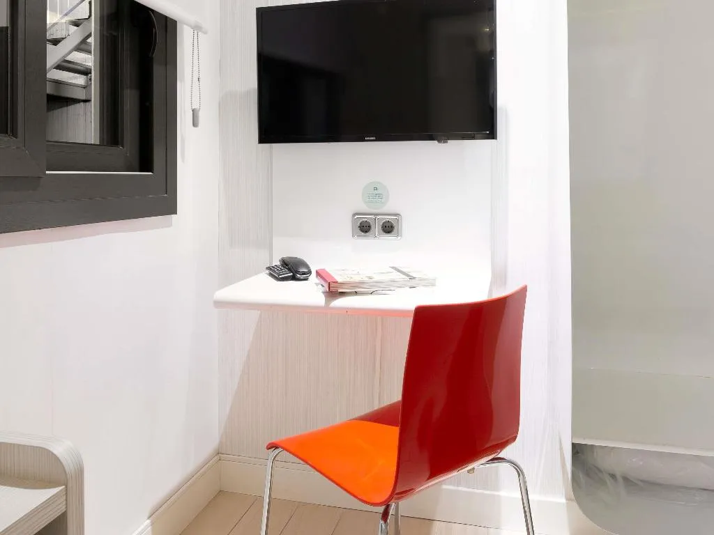 SINGLE STANDARD Room, Ibis Styles Madrid Prado, Madrid
