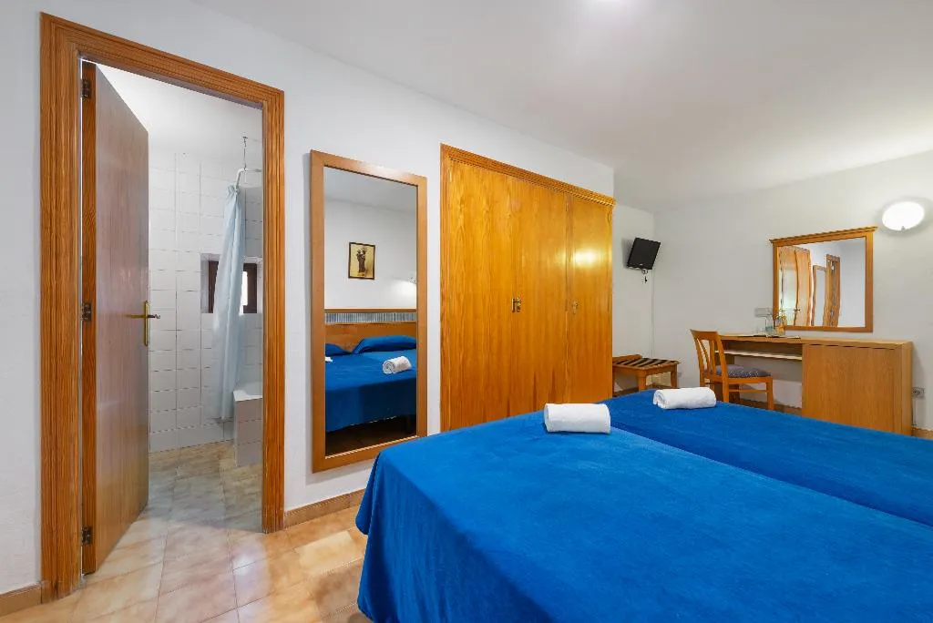 DOUBLE SINGLE USE STANDARD Room, Santuario de Lluc, Majorca