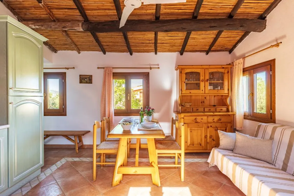APARTMENT CAPACITY 4 Room, Appartamenti Tiffany, Olbia