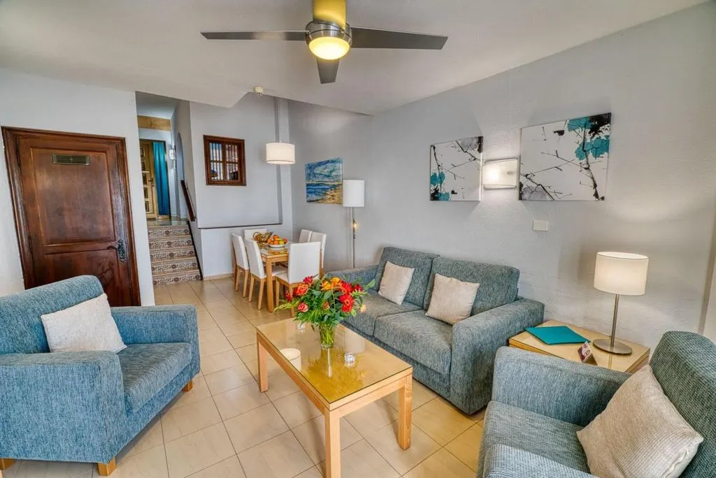 APARTMENT TWO BEDROOMS Room, Las Rosas, Tenerife