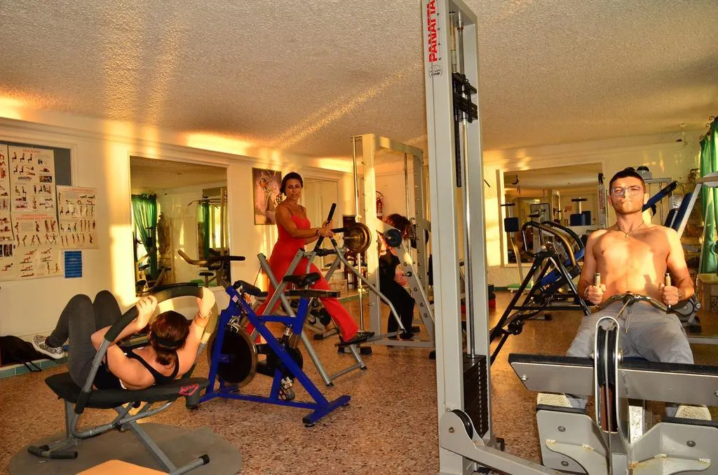 Sports and Entertainment, Aurora Hotel Sperlonga, Rome
