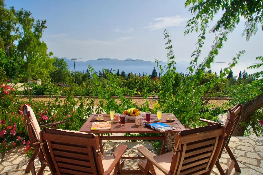 Terrace, Studios Vrionis Panoramic Sunset, Kefallinia