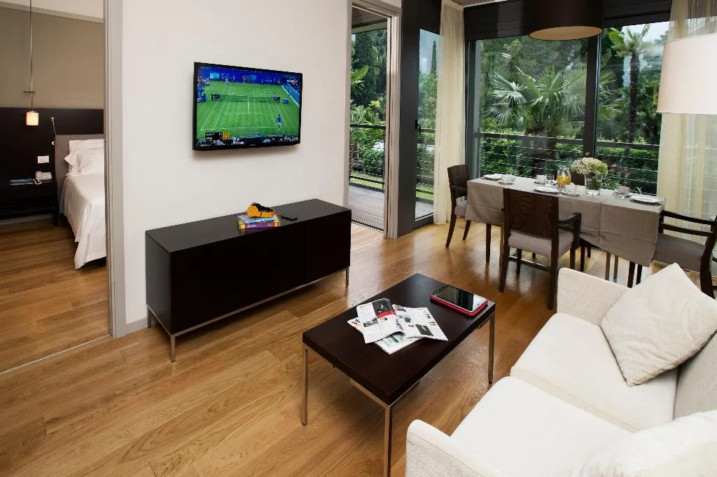 SUITE TWO BEDROOMS Room, Grand Resort Du Lac Et Du Parc, Milan