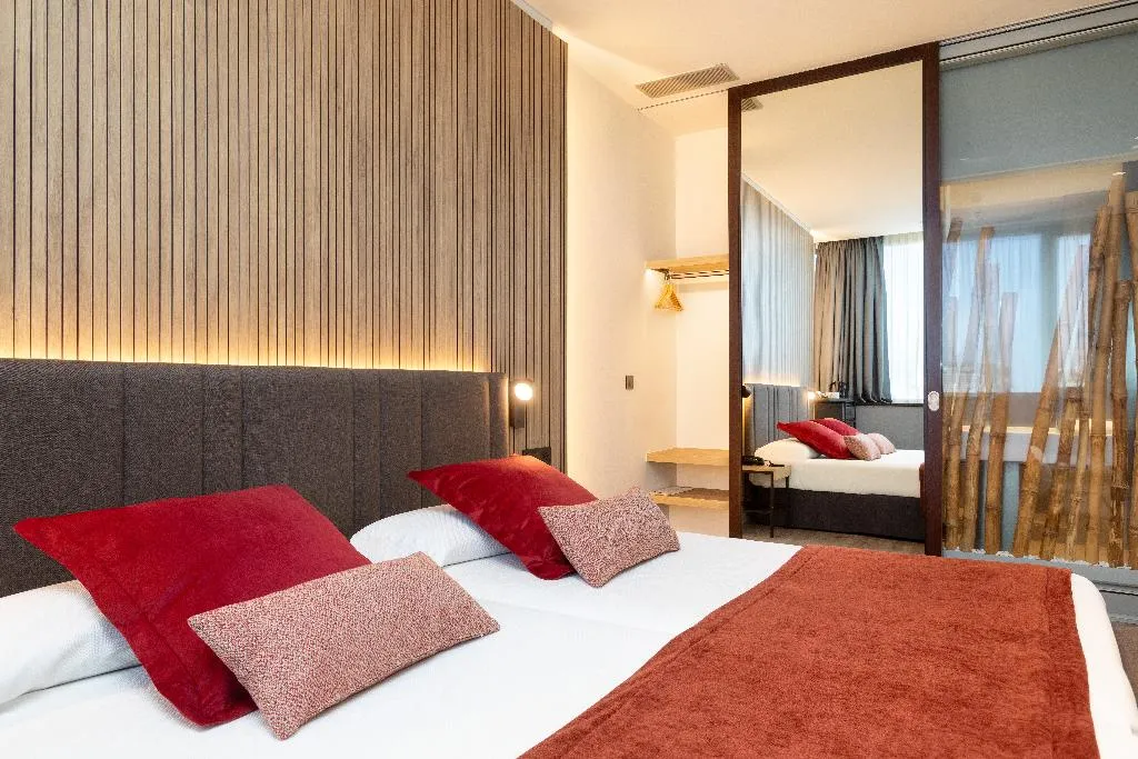 SINGLE STANDARD Room, Alexandre Fira Congress, Barcelona