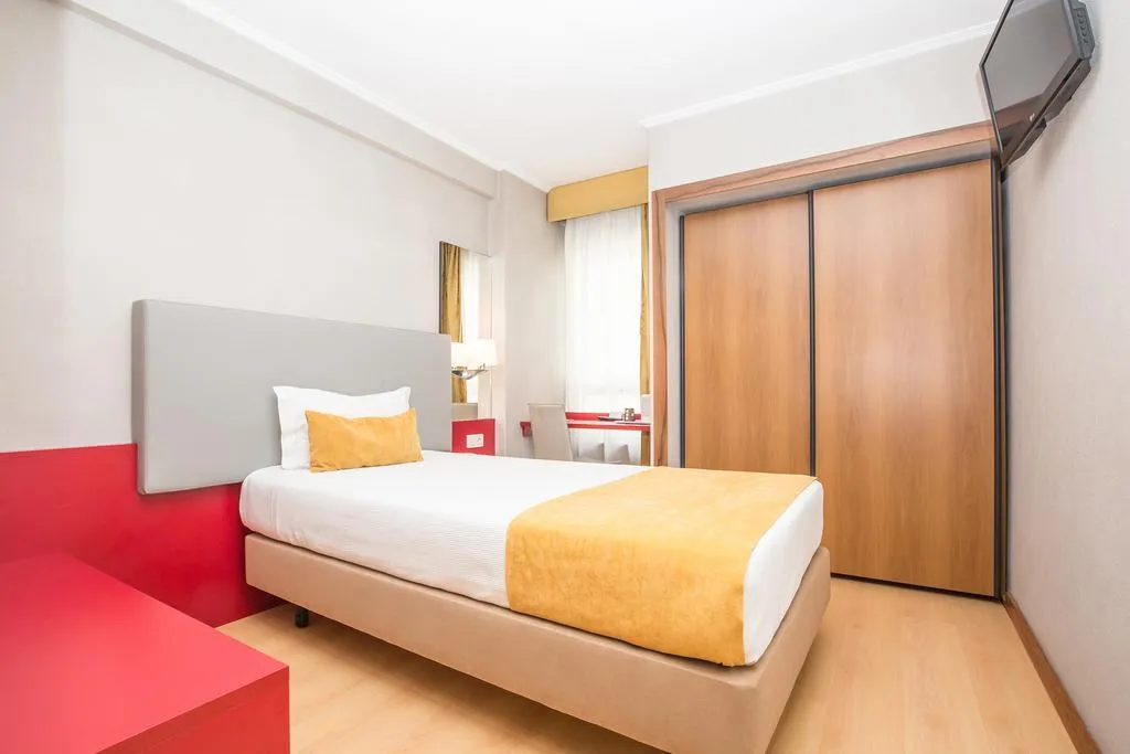 DOUBLE ECONOMY Room, 3K Madrid, Lisbon