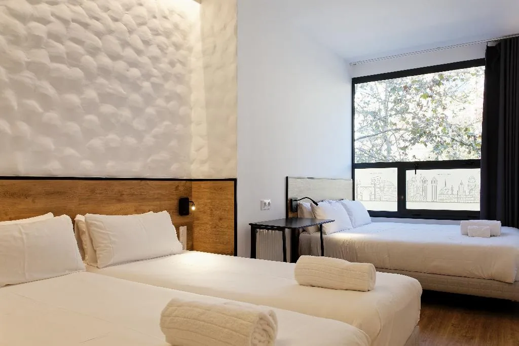 QUADRUPLE STANDARD Room, Green House Hotel, Barcelona