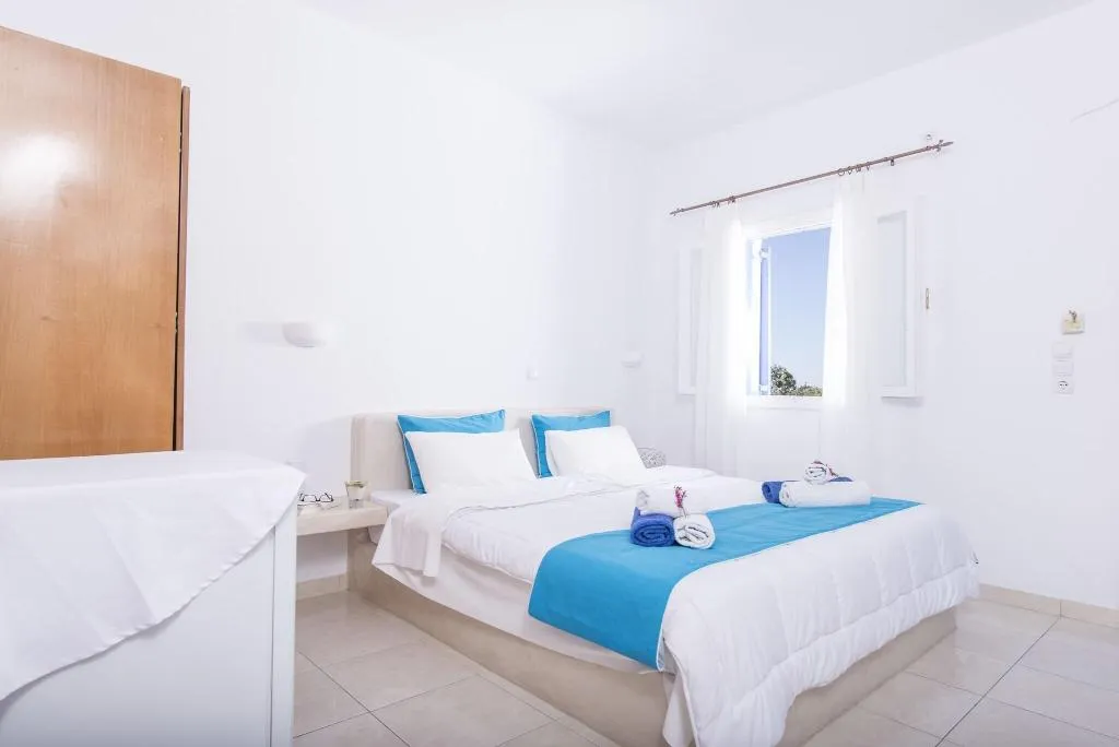 STUDIO GARDEN VIEW Room, Bella Santorini, Santorini