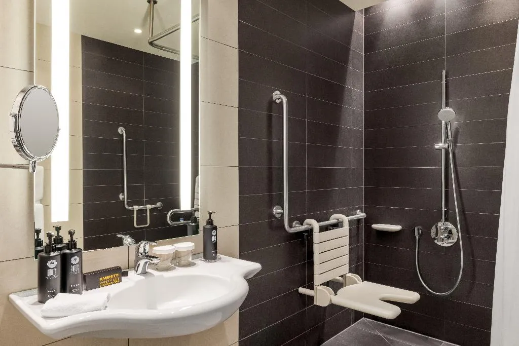Room Accessible Room, Vienna House by Wyndham Andel's Berlin, Berlin