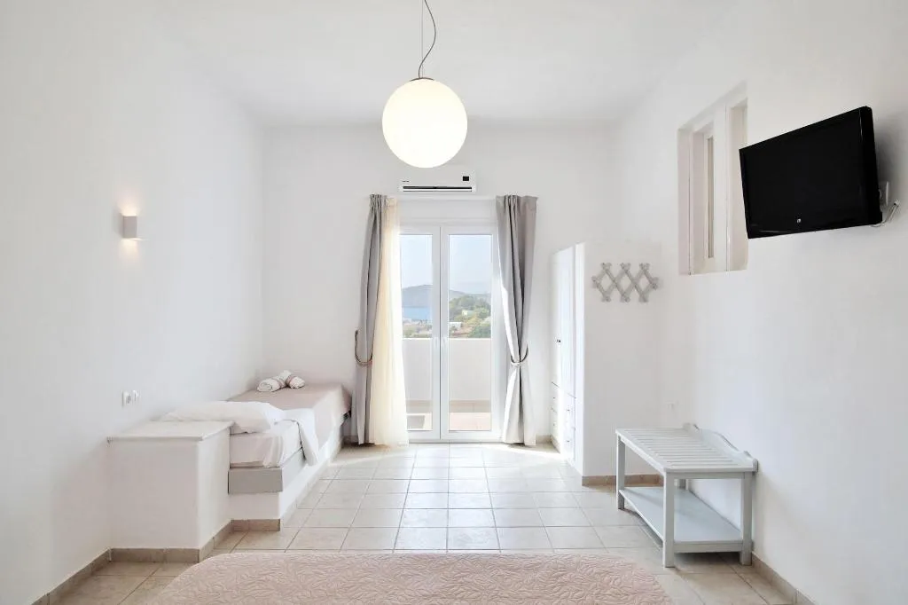 Room, Kritikakis Village Apartments, Santorini