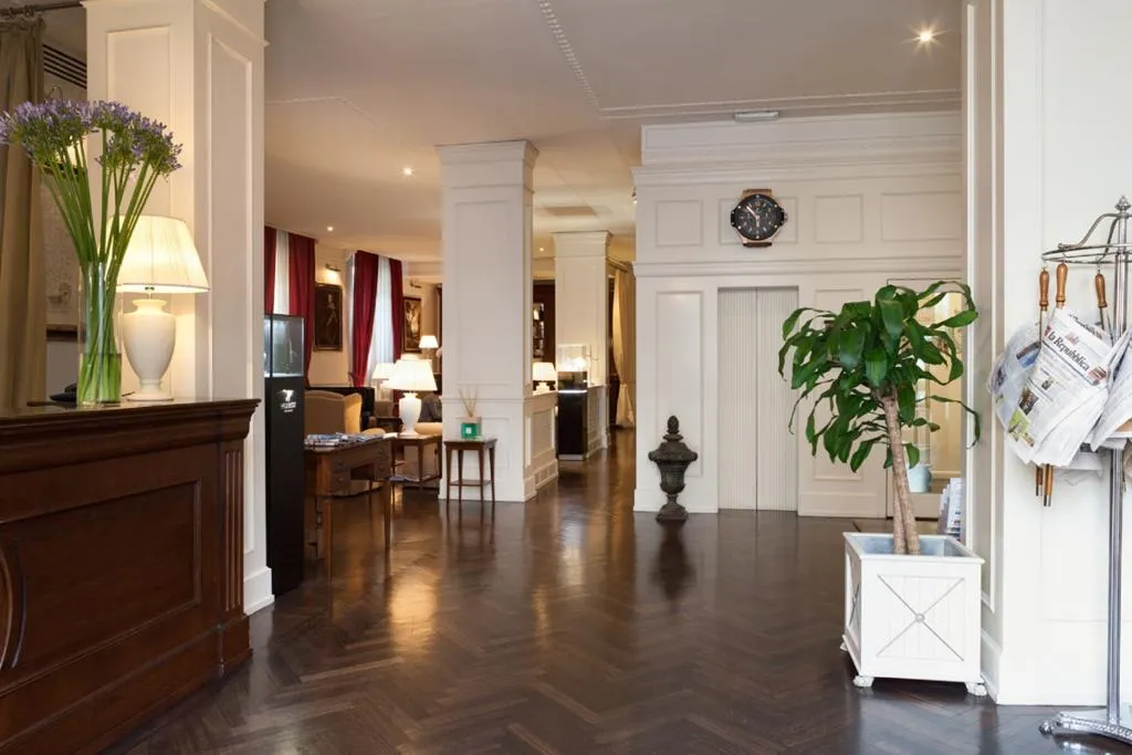 Lobby, Executive, Florence