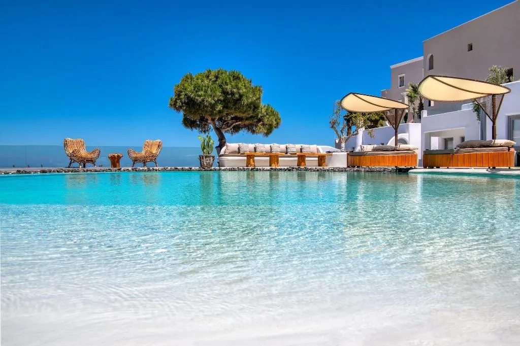 Sports and Entertainment, San Marino Suites, Santorini