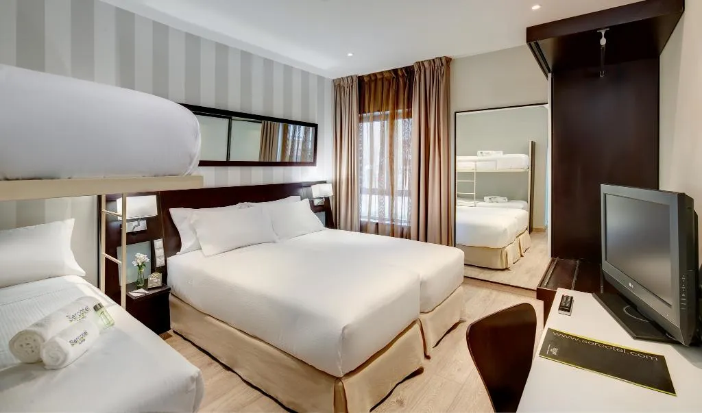TRIPLE STANDARD Room, Sercotel Madrid Aeropuerto, Madrid