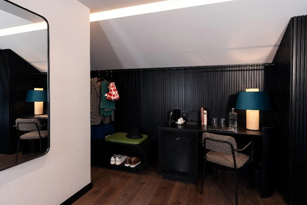 SUITE WITH TERRACE Room, Chic & Basic Gravity, Porto