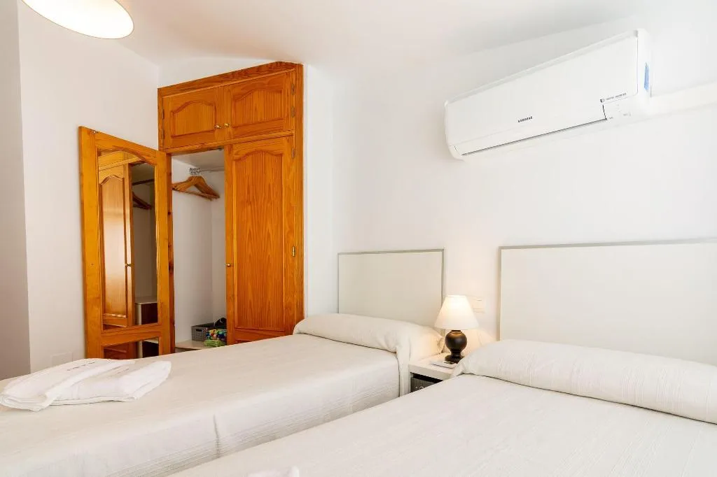 Room, Hostal Luna De Nerja, Costa Del Sol