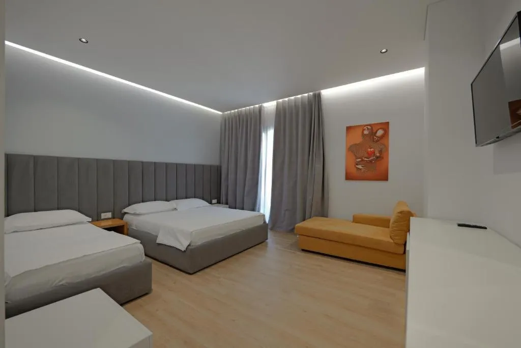 TRIPLE WITH AIR CONDITIONING Room, Sea & Sand Hotel, Kavaje