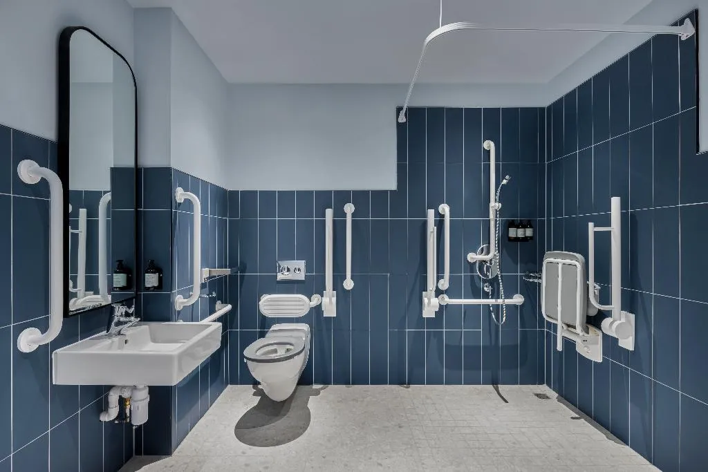 SUITE Accessible Room, Beckett Locke, North Docks, Dublin