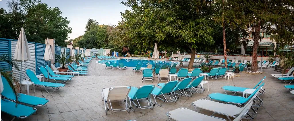 Pool, MiRaBelle, Varna