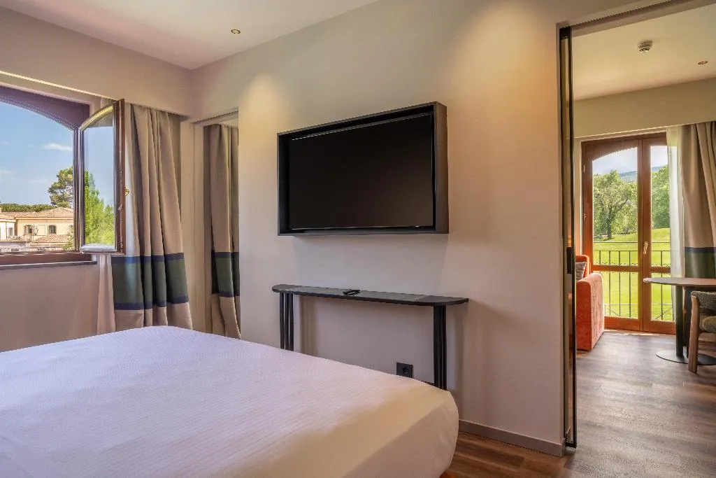 SUITE ONE BEDROOM Room, Picciolo Etna Golf Resort & Spa, Curio Collection, Catania