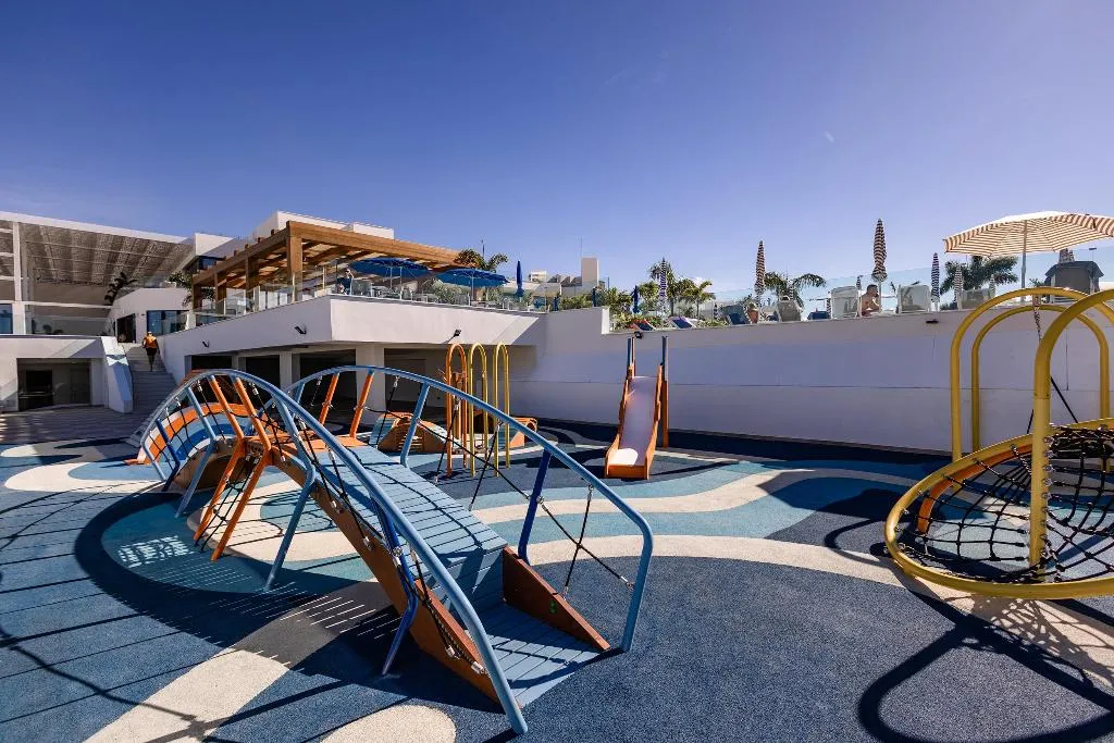 Sports and Entertainment, Servatur Puerto Azul, Gran Canaria