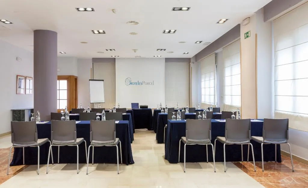 Conferences, Porcel Torre Garden, Madrid