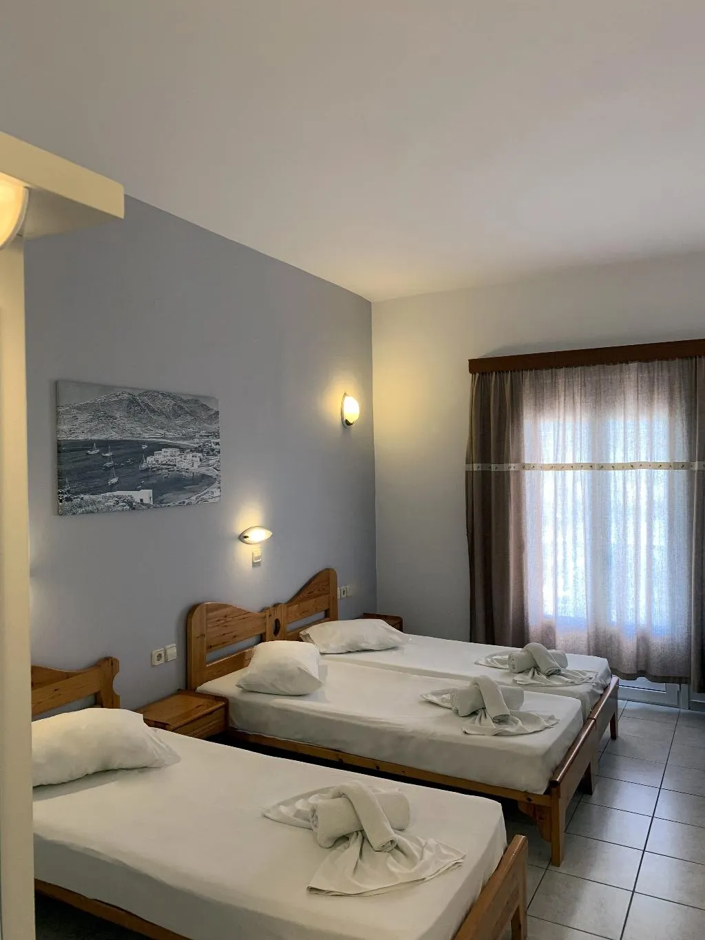 TRIPLE STANDARD Room, Aegeon, Santorini
