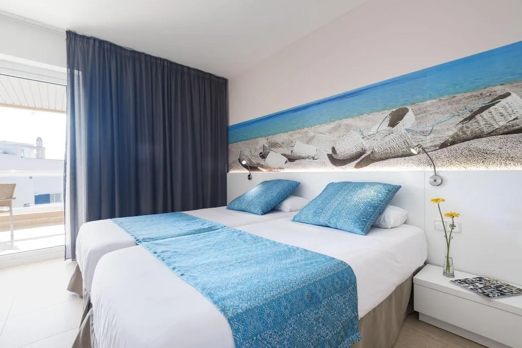 SUITE SIDE SEA VIEW Room, Tropic Garden, Ibiza