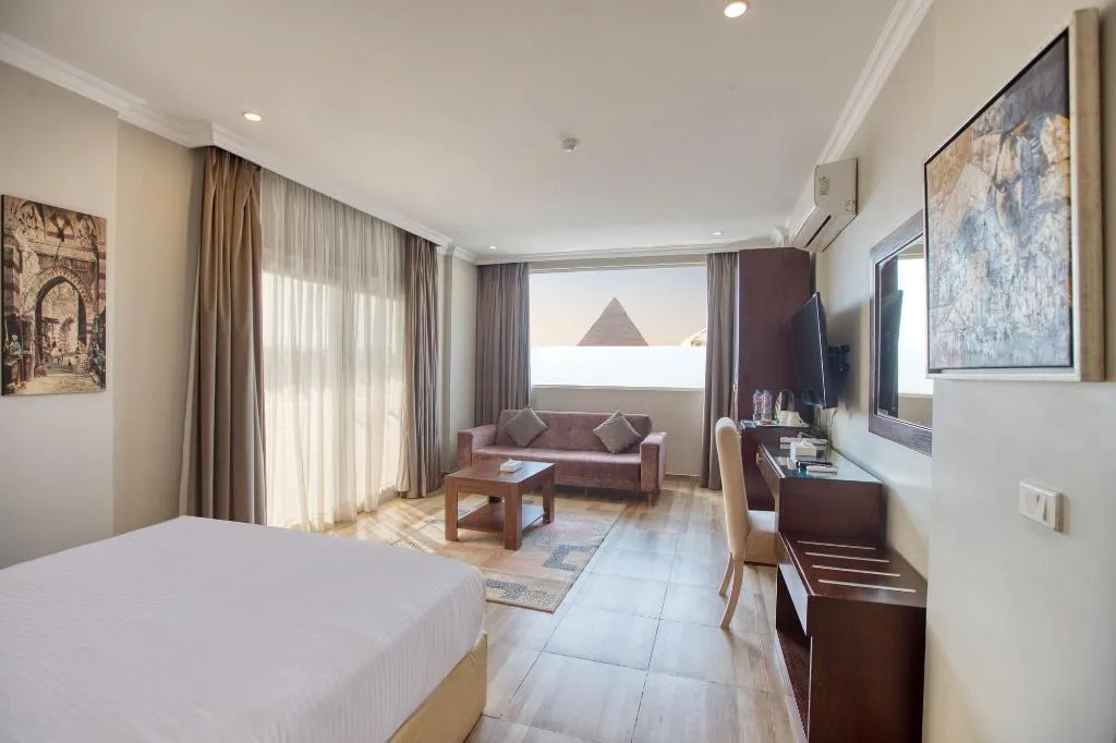Room, Mamluk Pyramids Hotel, Cairo