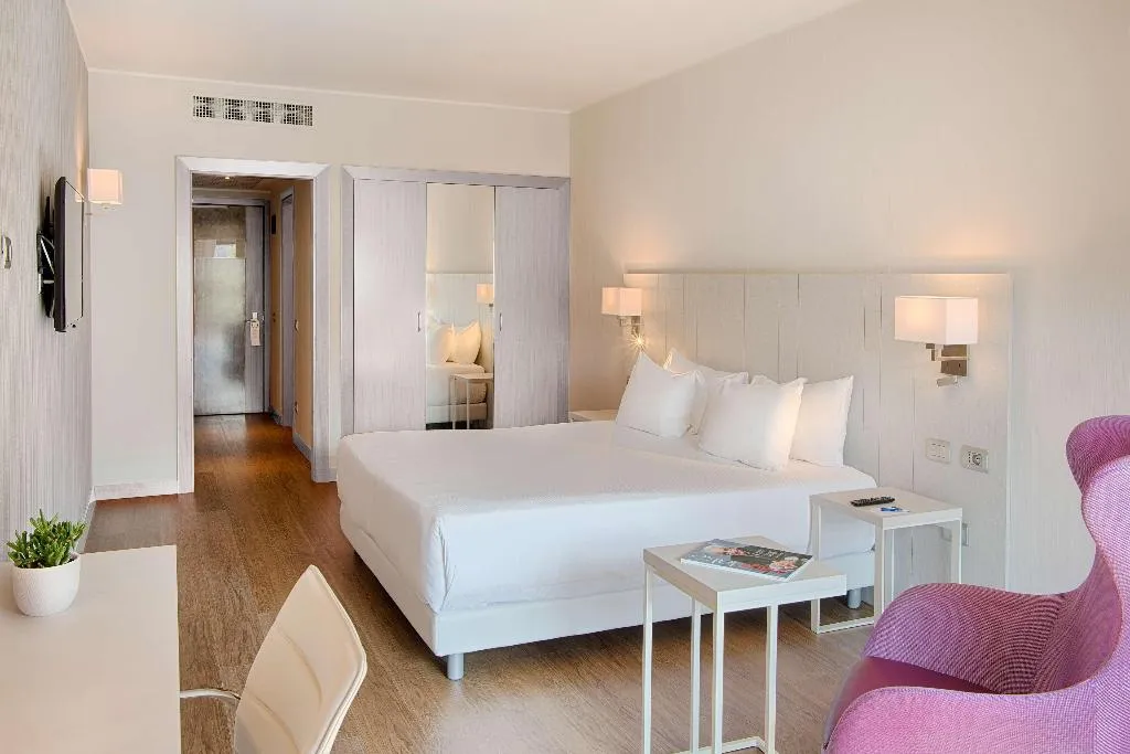 Room, NH Lecco Pontevecchio, Milan