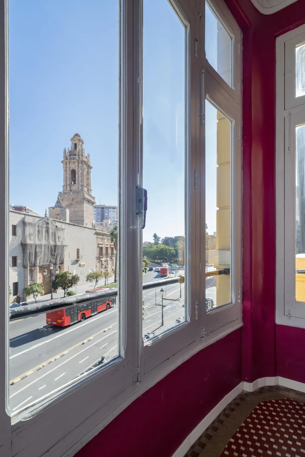 Bed in dormitory CAPACITY 8 WITH SHARED BATHROOM Room, Purple Nest, Valencia